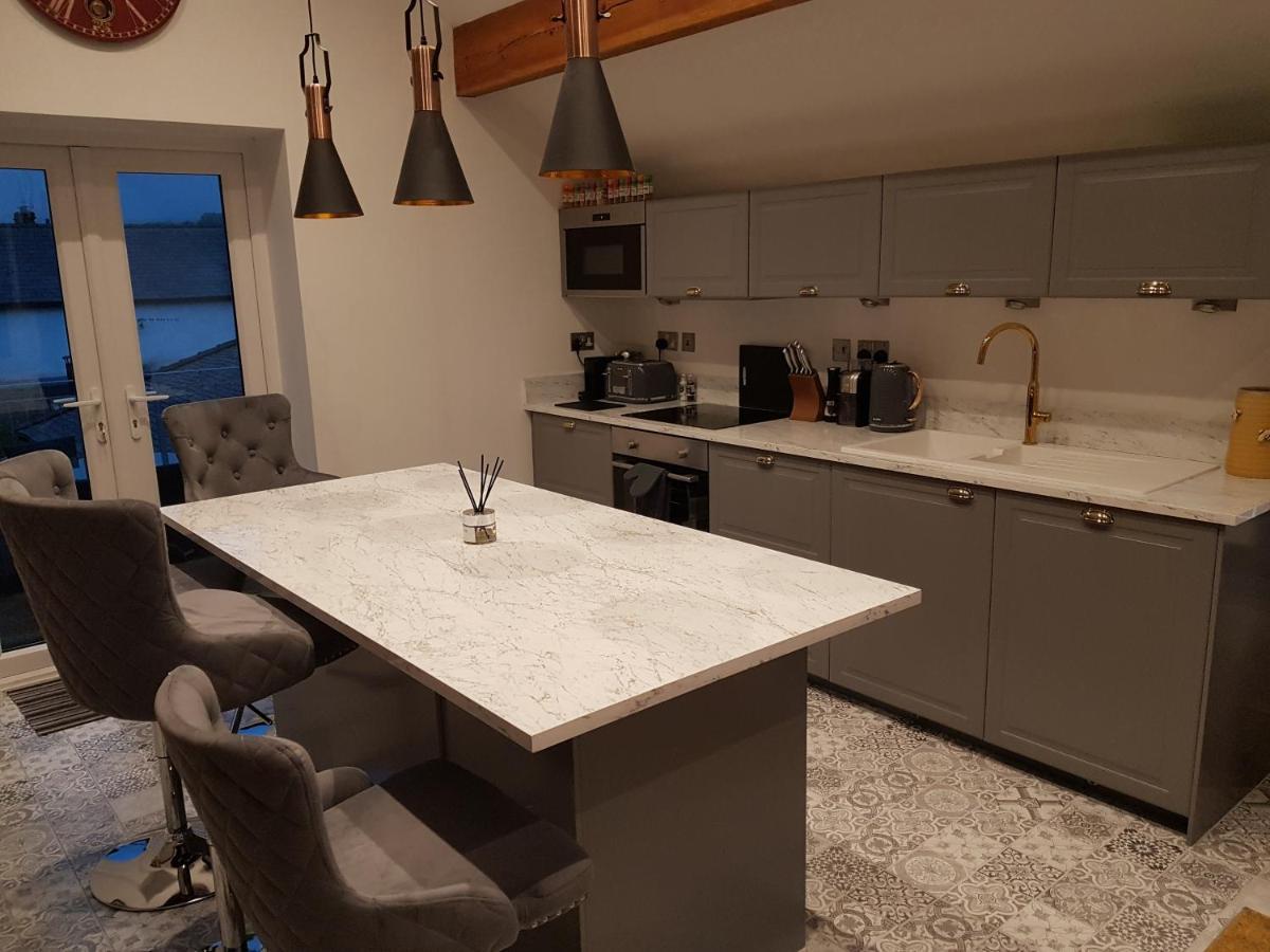 Central Windermere Luxury Two Bed Apartment Dog Friendly Dış mekan fotoğraf